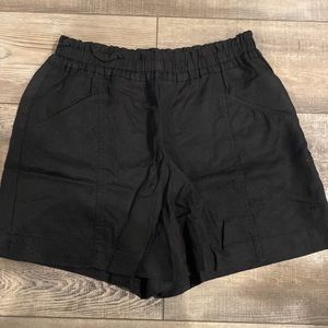 Elizabeth & James Short- size M